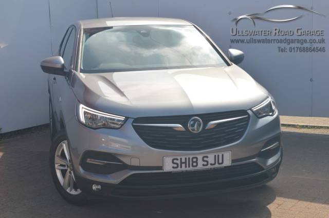 Vauxhall Grandland X 1.6 Turbo D SE 5dr Auto Hatchback Diesel GREY