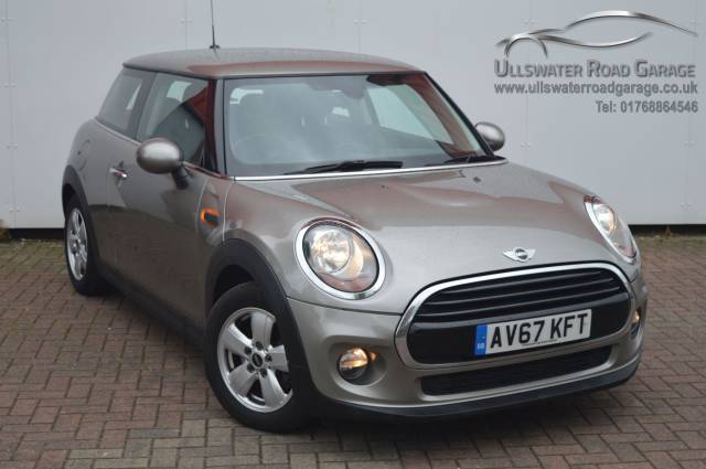 Mini Hatch 1.5 Cooper 3dr Auto Hatchback Petrol SILVER