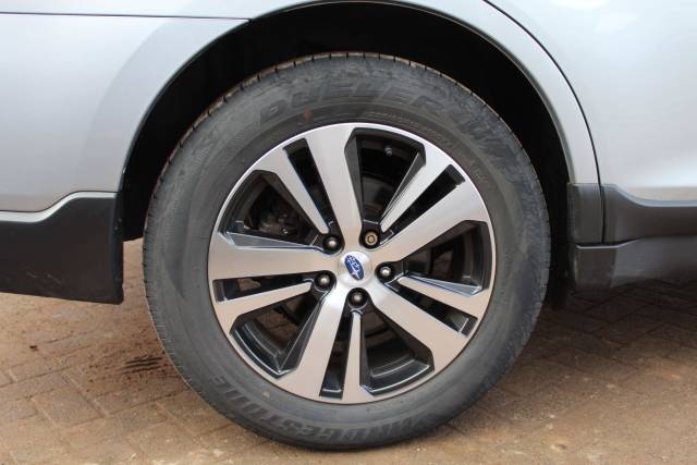2019 Subaru Outback 2.5i SE Premium 5dr Lineartronic