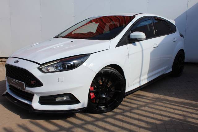 2016 Ford Focus 2.0T EcoBoost ST-3 5dr