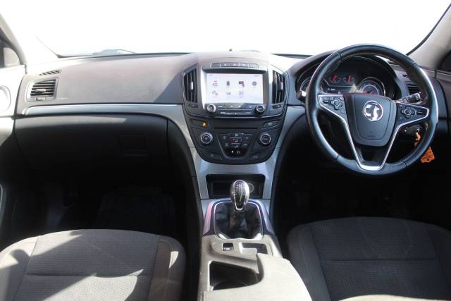 2017 Vauxhall Insignia 1.6 CDTi ecoFLEX Design Nav 5dr [Start Stop]