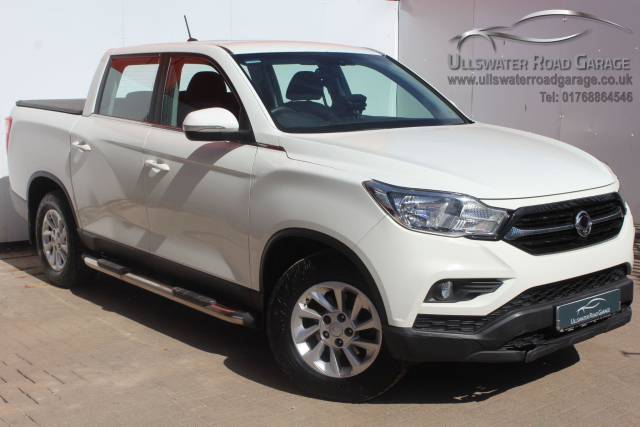 SsangYong Musso 2.2 Double Cab Pick Up EX 4dr AWD Pick Up Diesel WHITE
