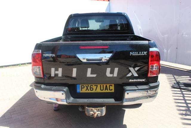 2017 Toyota Hilux Invincible X D/Cab Pick Up 2.4 D-4D